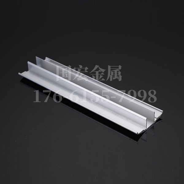 光伏支架的質(zhì)量問(wèn)題主要表現(xiàn)什么地方